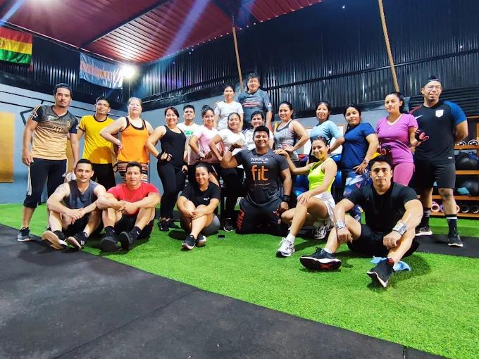 Gran grupo clase nocturna
